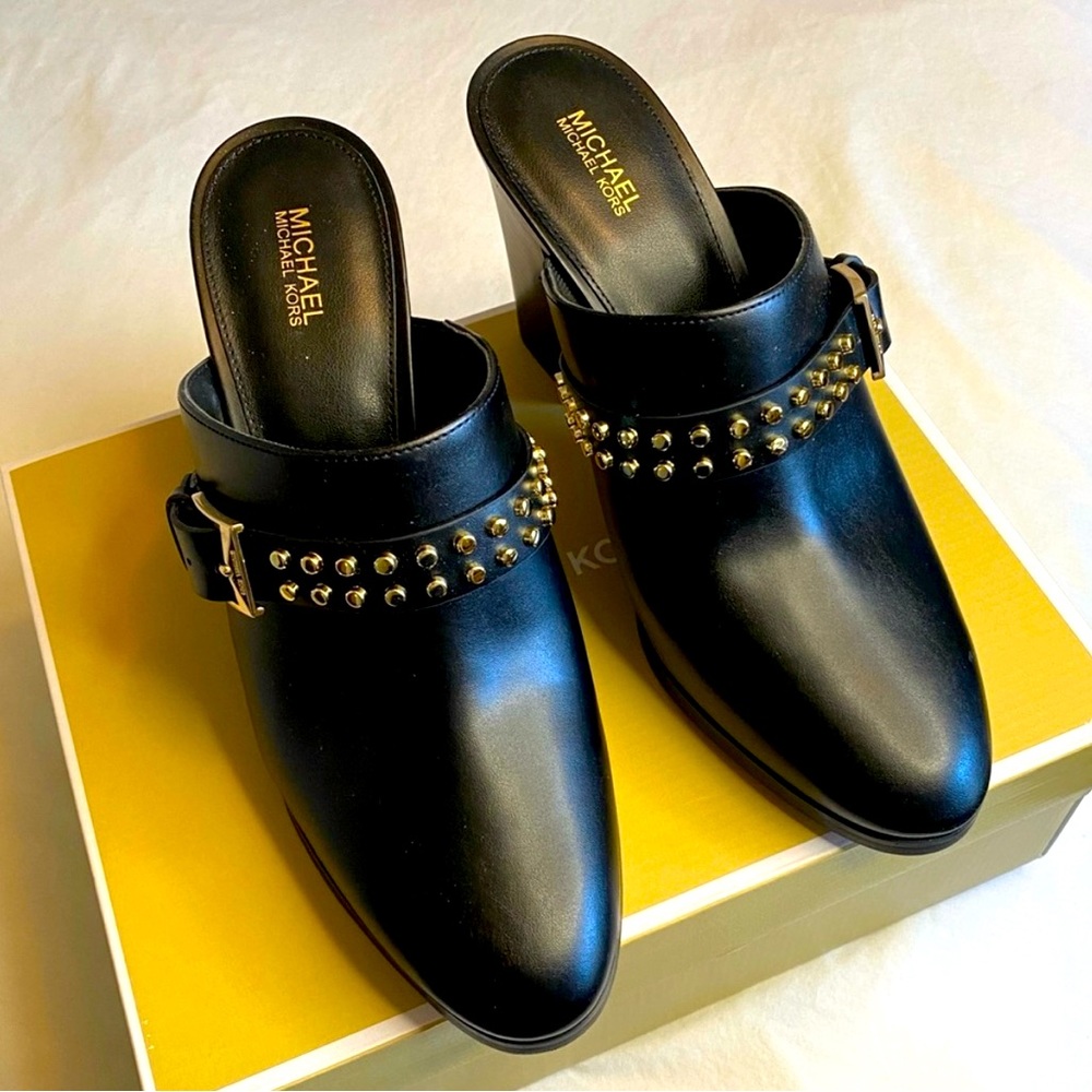 Michael Kors - KARA MULE FAUX LEATHER/STUDS